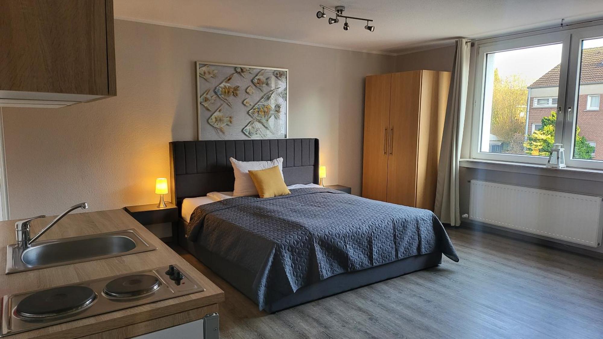 N Hotel Нотулн Стая снимка